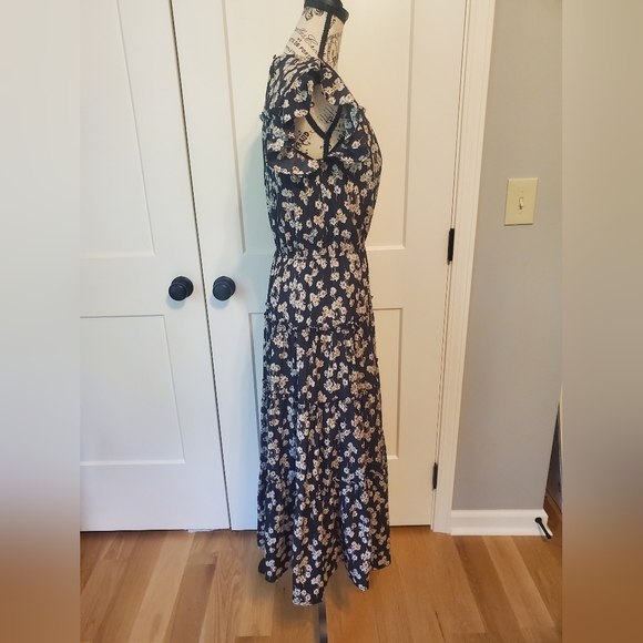 Gorgeous Floral Tiered Maxi Dress-NWT - Picture 8 of 10